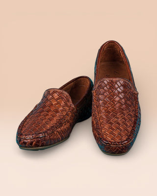 Benheart Paci A748 cocker woven leather driving moccasins, front angled and top view.