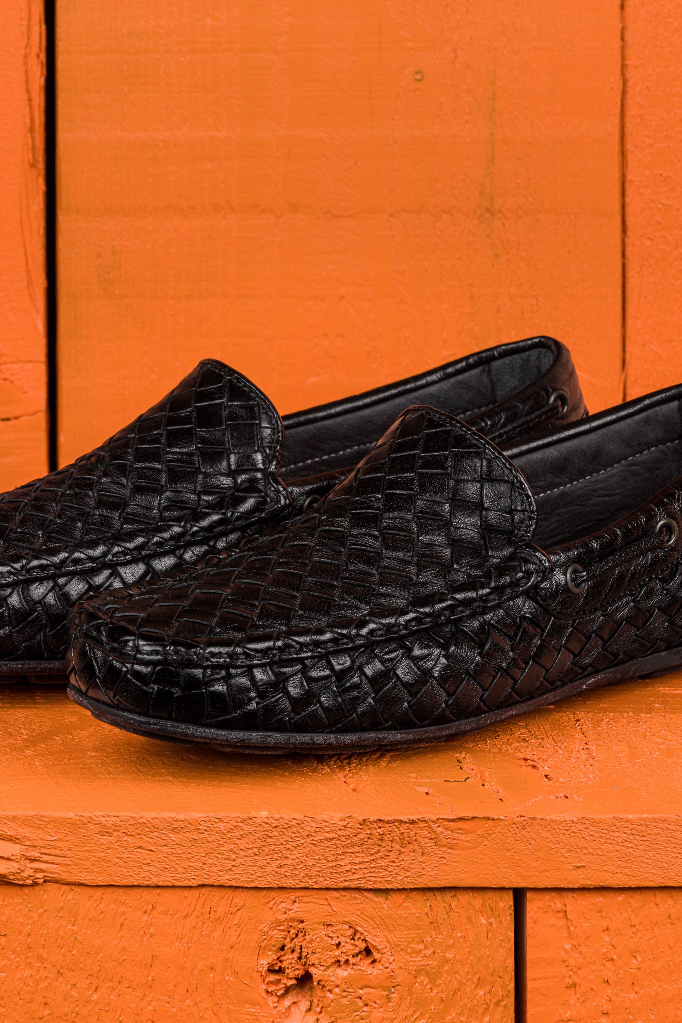 Benheart Paci A748  black woven leather driving moccasins, close up view.