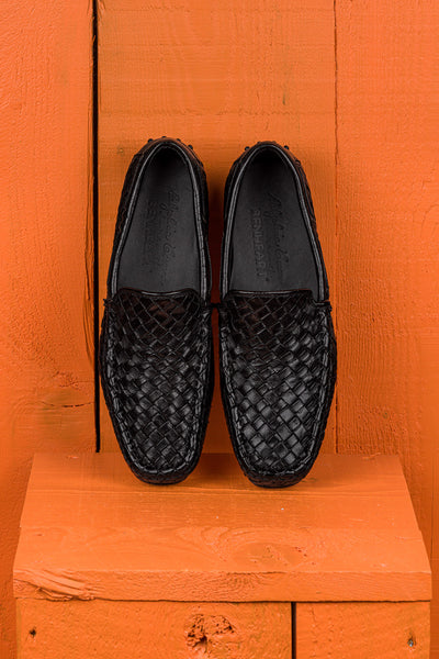 Benheart Paci A748 black woven leather driving moccasins, top view. showing interiors.