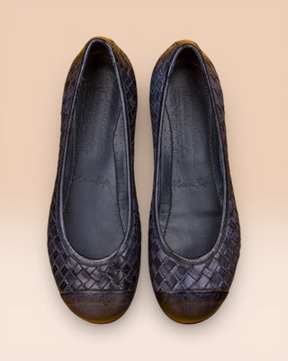 Top view of Benheart Pagnini B971 woven leather ballet flats in blue.