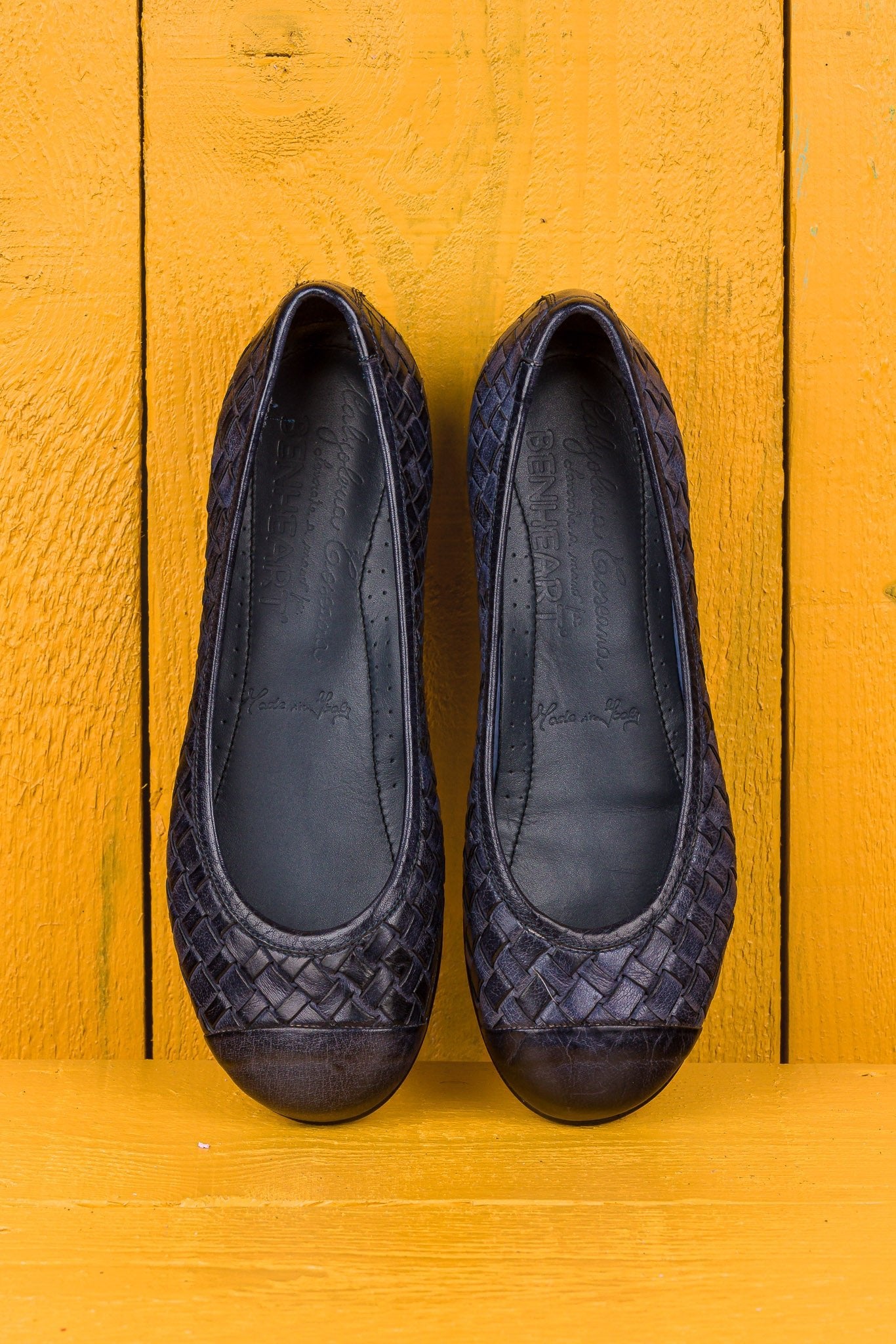 Top view of Benheart Pagnini B971 woven leather ballet flats in blue.