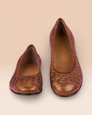 Front and top view of Benheart Pagnini B971 woven leather ballet flats in moor.