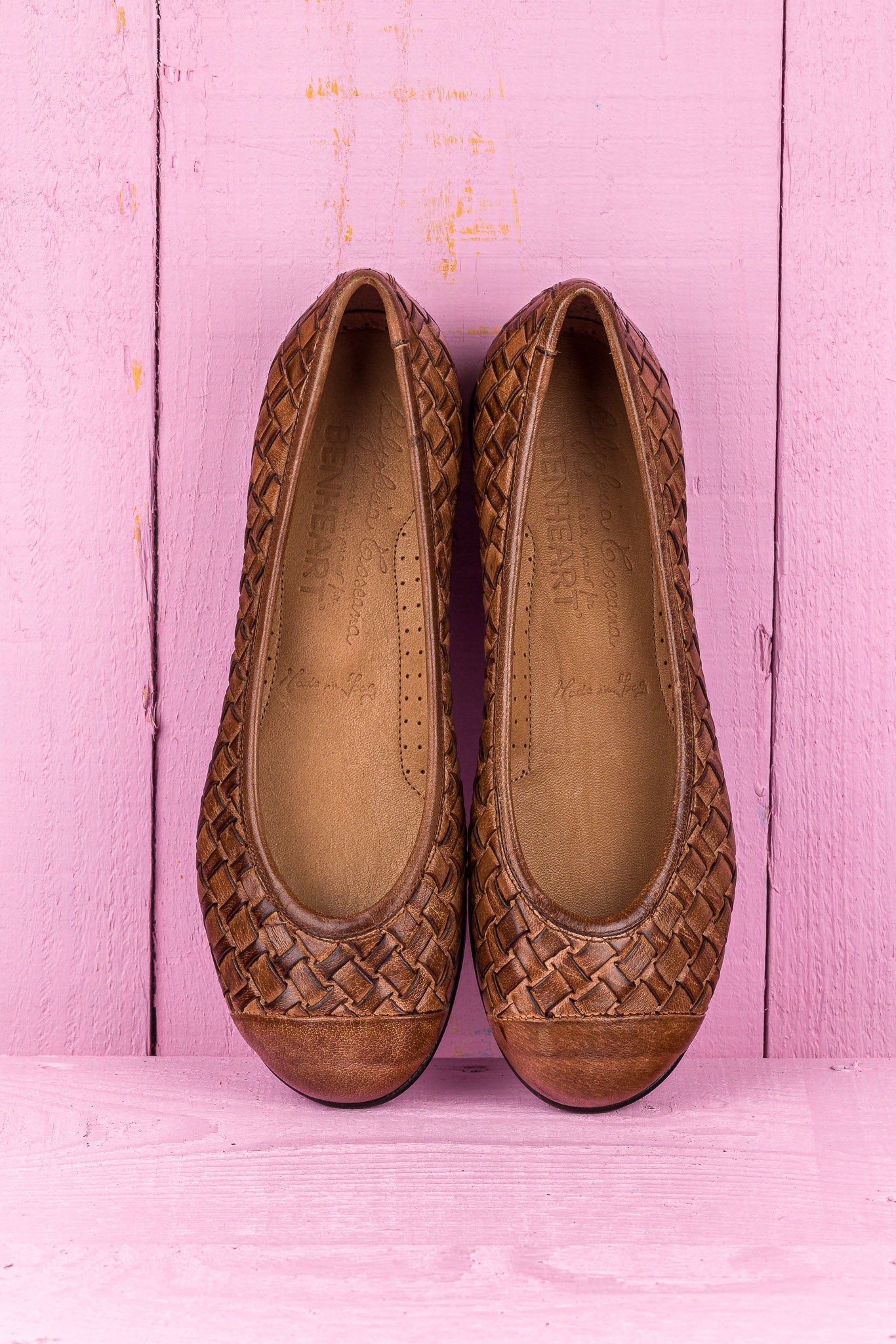 Top view of Benheart Pagnini B971 woven leather ballet flats in moor.