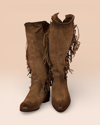 Benheart Vanni ST1722 women’s suede fringe boots in taupe, front view.